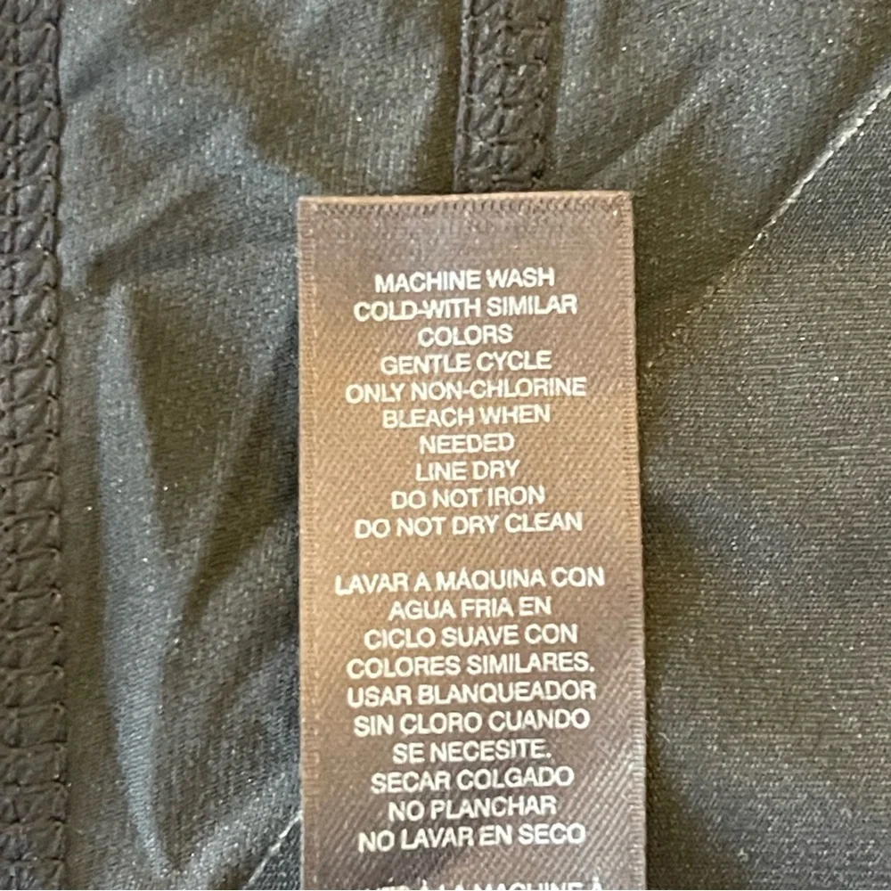 WHBM Black Cap Sleeve Sweetheart Neck Layered Bodycon Mini Dress (4) - Picture 13 of 13